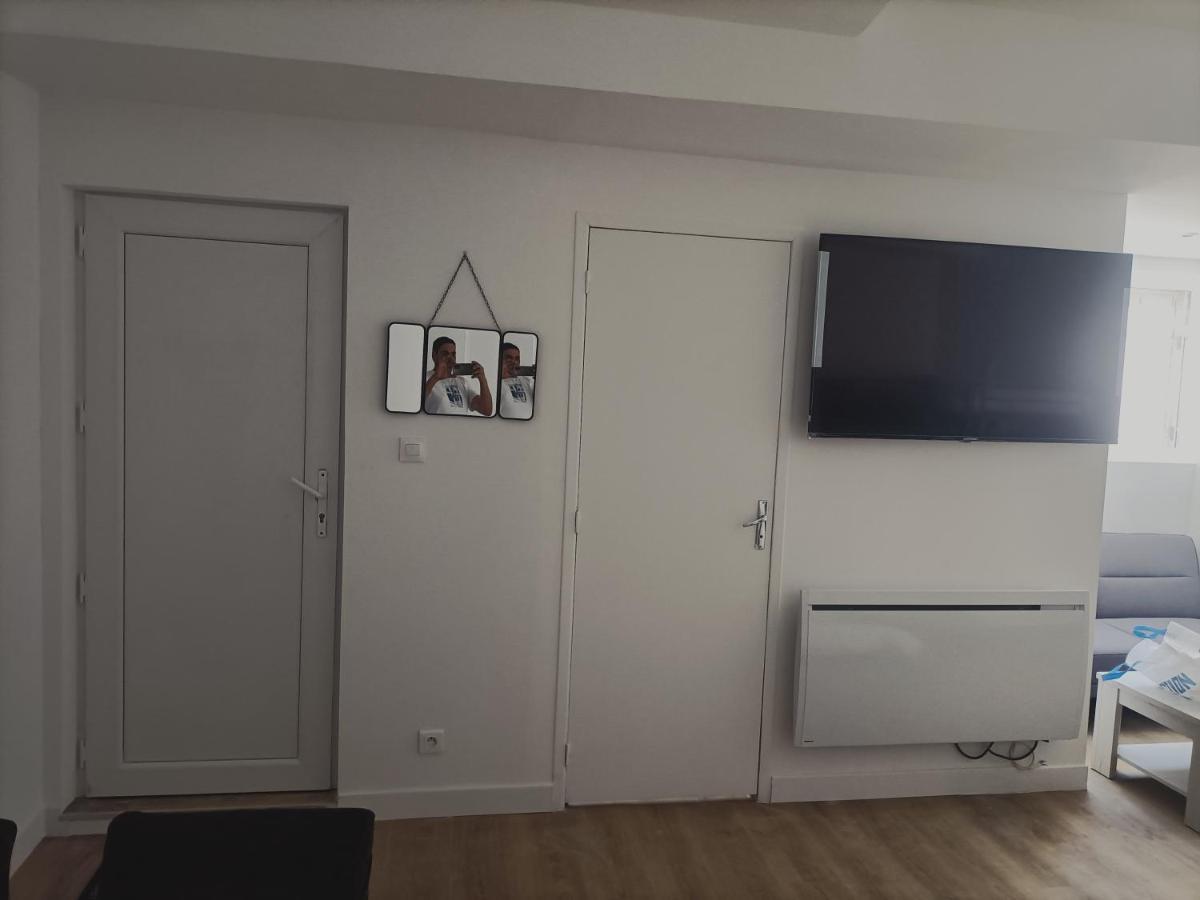 7 Minutes De L'Aeroport Cdg 5 Bed and Breakfast Thieux  Exteriör bild